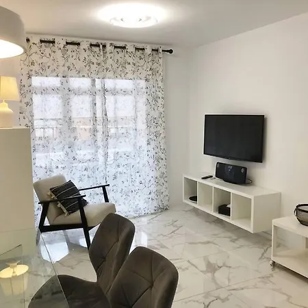 Apartamento Con Piscina Cerca De Puerto Colon * Costa Adeje (Tenerife)