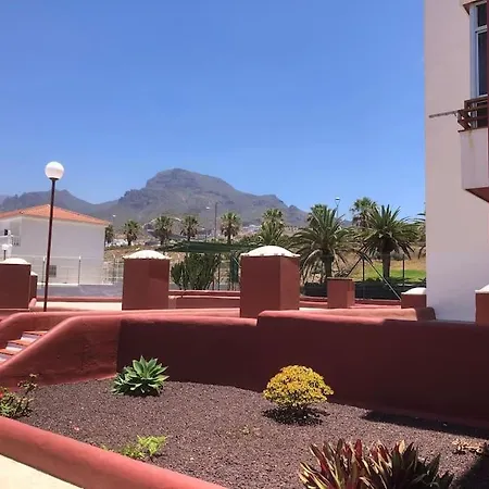 Apartamento Con Piscina Cerca De Puerto Colon *